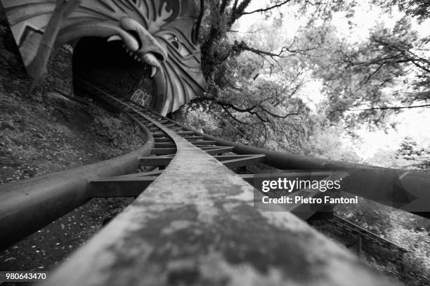 spreepark - into the cat - spreepark stock pictures, royalty-free photos & images