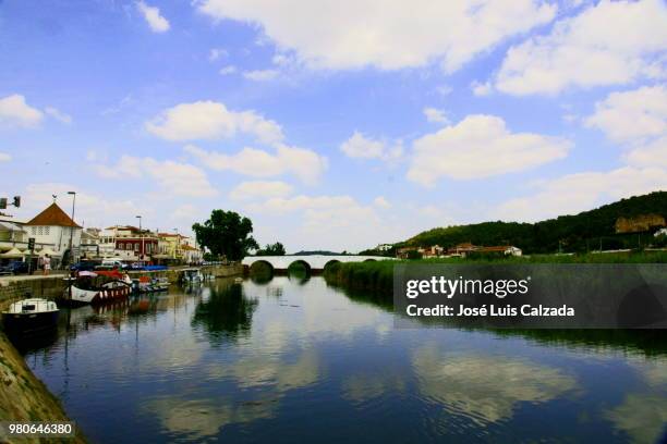 silves and arade river - silves portugal stock pictures, royalty-free photos & images