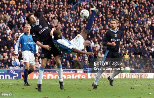 Paulo Wanchope of Manchester City goes for an overhead kick during the AXA sponsored FA Cup Fourth Round game between Manchester City v Coventry City...