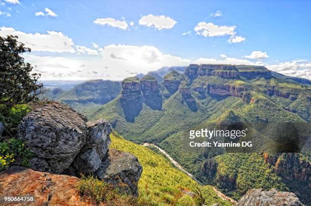 blyde river canyon (mpumalanga, south africa) - blyde river canyon stock pictures, royalty-free photos & images