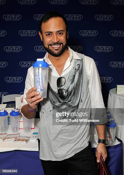 Personality Nick Verreos poses at the Kari Feinstein Golden Globes Style Lounge at Zune LA on January 15, 2010 in Los Angeles, California.