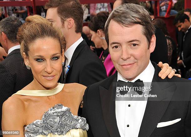 Actress Sarah Jessica Parker and husband actor Matthew Broderick arrive at the 82nd Annual Academy Awards held at the Kodak Theatre on March 7, 2010...