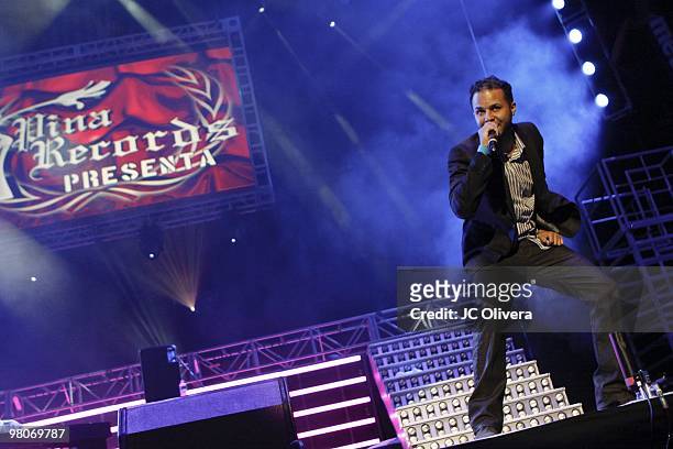 Singer Tony Dize performs on stage during Latino 96.3 FM�s CALIBASH 2010 concert at the Staples Center on March 24, 2010 in Los Angeles, California.