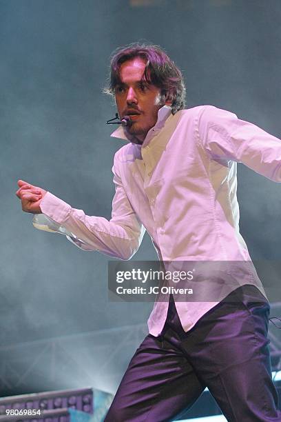 Singer Pee Wee performs on stage during Latino 96.3 FM�s CALIBASH 2010 concert at the Staples Center on March 24, 2010 in Los Angeles, California.