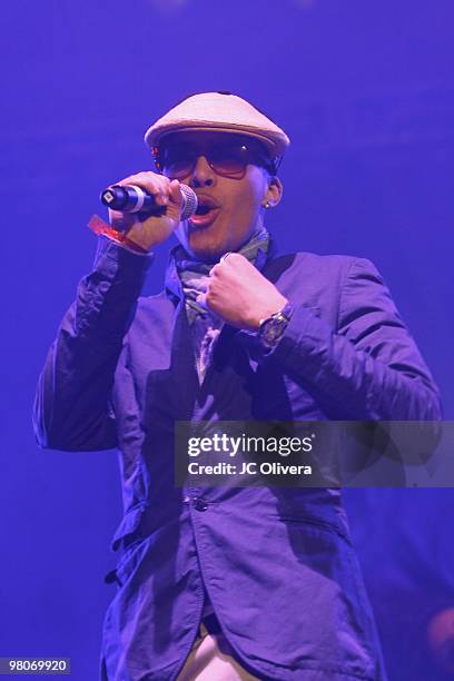 Singer Prince Roy performs on stage during Latino 96.3 FM�s CALIBASH 2010 concert at the Staples Center on March 24, 2010 in Los Angeles, California.