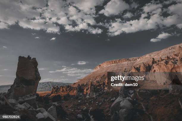 rocks formations in capadocia - göreme-historical-national-park stock pictures, royalty-free photos & images