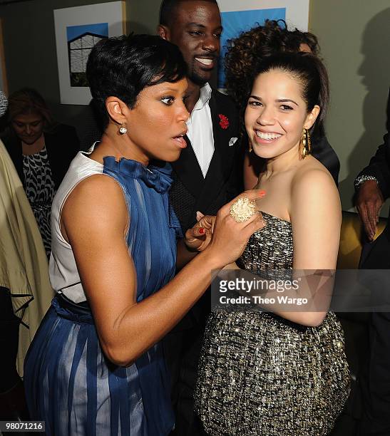 https://media.gettyimages.com/id/98071216/photo/new-york-regina-king-and-america-ferrera-attend-the-after-party-for-the-premiere-of-our-family.jpg?s=612x612&w=gi&k=20&c=5yoXNtcMVqWhlTerOZRAG36zwmNVcXN-XXey1viXnG8=
