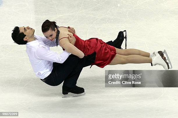 Anna Cappellini and Luca Lanotte of Italy compete during the Ice Dance Free Dance during the 2010 ISU World Figure Skating Championships on March 26,...