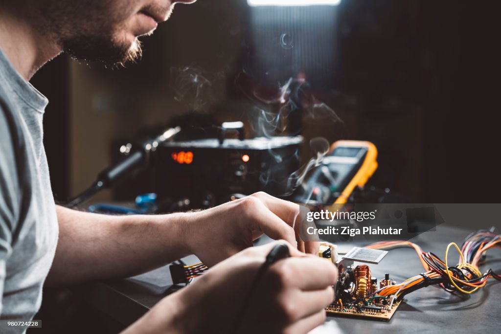 Soldering Week Soldering Workshop High-Res Stock Photo - Getty Images