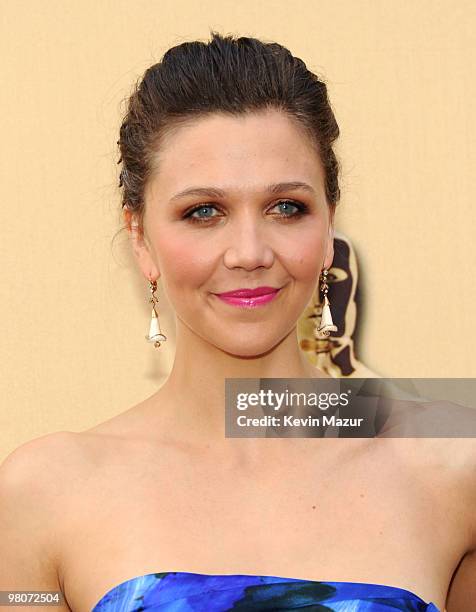 Actress Maggie Gyllenhaal arrives at the 82nd Annual Academy Awards at the Kodak Theatre on March 7, 2010 in Hollywood, California.