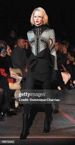 Model walks the runway at Givenchy Ready to Wear show during Paris Womenswear Fashion Week Fall/Winter 2011 at Halle Freyssinet on March 7, 2010 in...