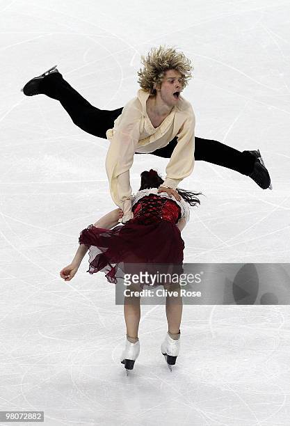 Meryl Davis and Charlie White of USA compete in the Ice Dance Free Dance during the 2010 ISU World Figure Skating Championships on March 26, 2010 at...