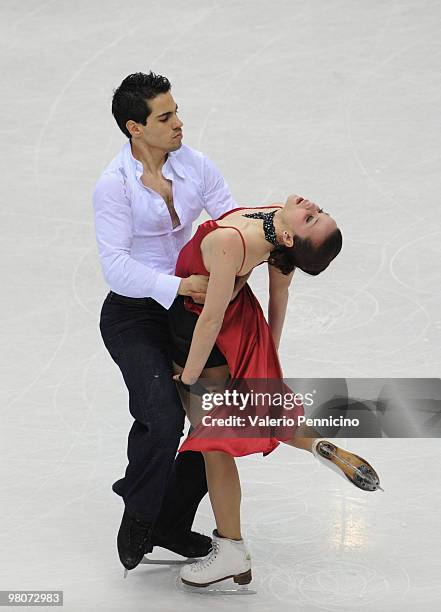Anna Cappellini and Luca Lanotte of Italy compete during the Ice Dance Free Dance at the 2010 ISU World Figure Skating Championshipson March 26, 2010...