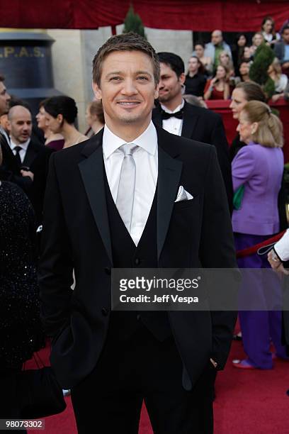 Actor Jeremy Renner arrives at the 82nd Annual Academy Awards held at the Kodak Theatre on March 7, 2010 in Hollywood, California.