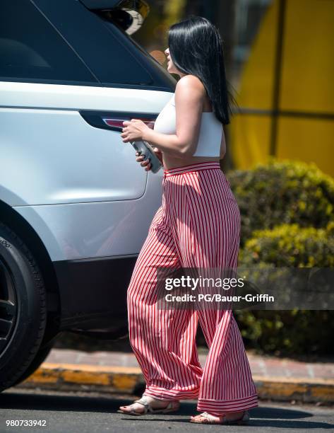 168 Off The Wall Melrose Avenue Photos and Premium High Res Pictures - Getty Images 168 Off The Wall Melrose Avenue Photos and Premium High Res Pictures - Getty Images
