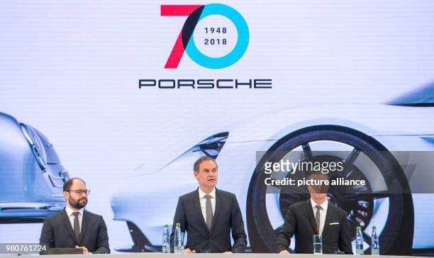Dpatop - CEO of Porsche AG Oliver Blume and deputy chairman Lutz Meschke attend an annual press conference to present their company's figures from...