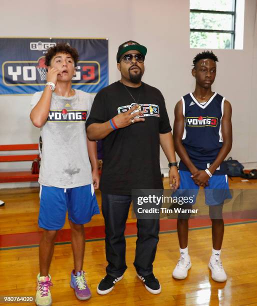 Rap Artist Ice Cube takes a photo with participants of the Young3 Basketball Clinic and Tournament on June 21, 2018 in Houston, Texas.