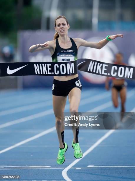 Molly Huddle runs to victory in the Women's 10,000 Meter at the 2018 USATF Outdoor Championships at Drake Stadium on June 21, 2018 in Des Moines,...