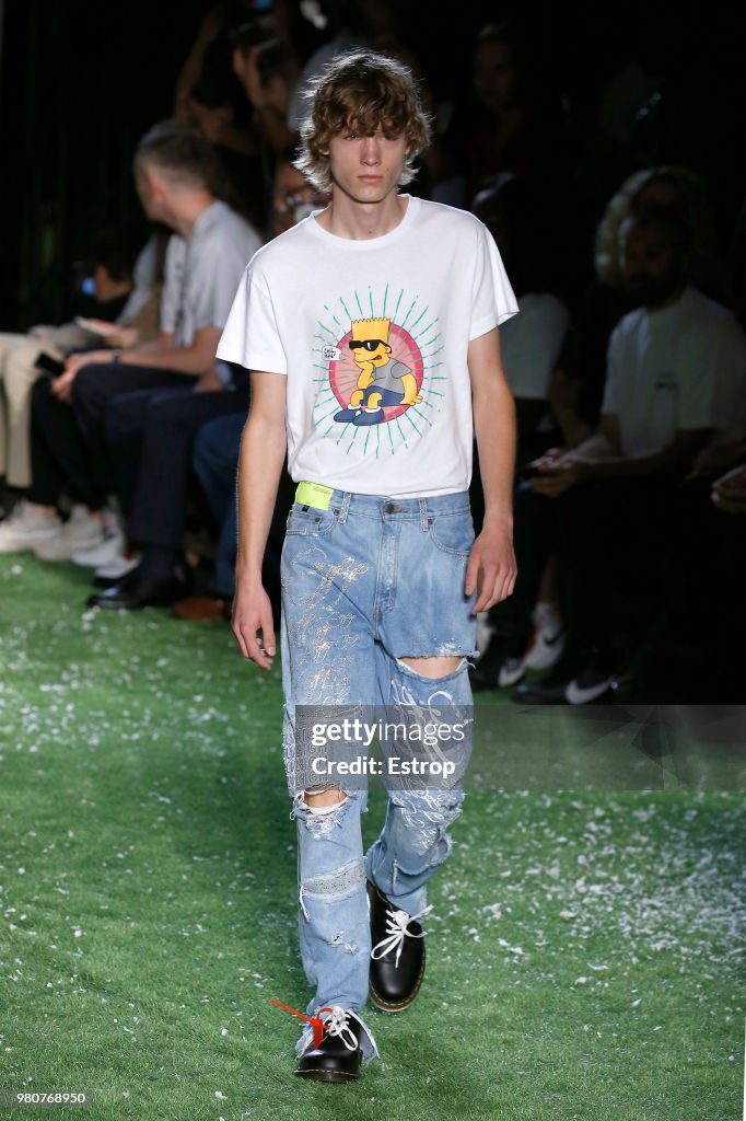 Off-White : Runway - Paris Fashion Week - Menswear Spring/Summer 2019