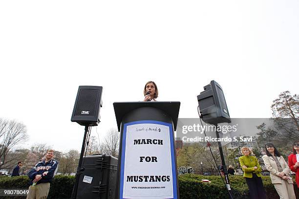 Wendie Malick attends the Cloud Foundation's ''March for Mustangs'' rally news conference on March 25, 2010 in Washington, DC.