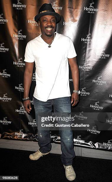 Anthony Hamilton attends the Hennessy announcement launch of Hennessy Black "DJ Mixmasters" program with kickoff bash at 2010 Winter Music Conference...