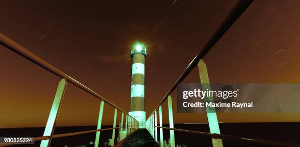 le phare en couleur - or couleur bildbanksfoton och bilder