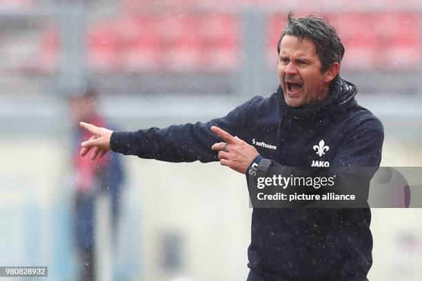 March 2018, Germany, Nuremberg: Football 2nd Bundesliga, 1. FC Nuremberg vs Darmstadt 98 at the Max-Morlock-Stadion. Darmstadt coach Dirk Schuster...