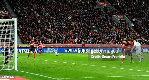 Kevin Kuranyi of Schalke scores his second goal during the Bundesliga match between Bayer 04 Leverkusen and FC Schalke 04 at BayArena on March 27,...