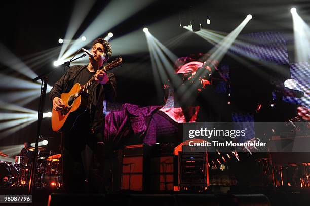 John Mayer performs as part of his Battle Studies World Tour at the HP Pavilion on March 26, 2010 in San Jose, California.