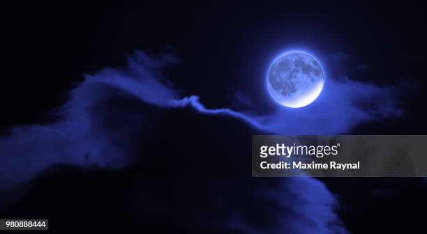 pleine lune - lune 個照片及圖片檔