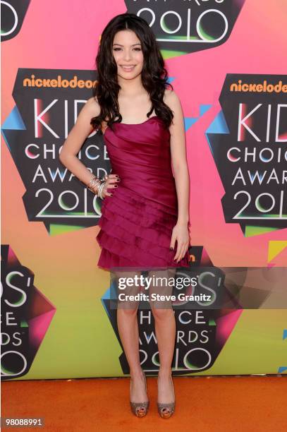 Miranda Cosgrove arrives at Nickelodeon's 23rd Annual Kids' Choice Awards held at UCLA's Pauley Pavilion on March 27, 2010 in Los Angeles, California.