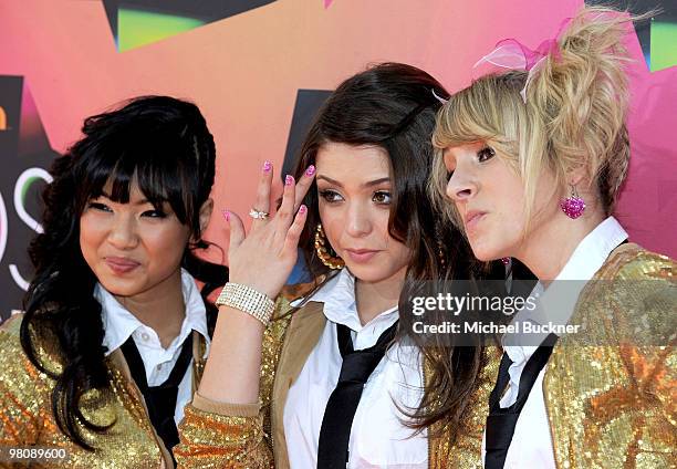 From left, Monica Parales, Jacque Rae Pyles and Mandy Rain, of School Gyrls arrive at Nickelodeon's 23rd Annual Kid's Choice Awards held at UCLA's...