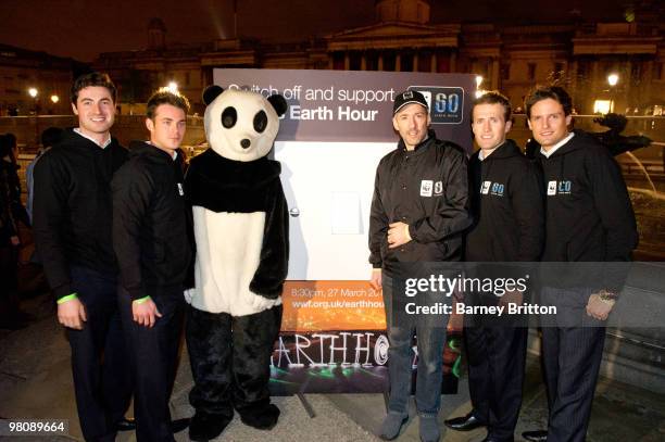 Ollie Baines, Barney, David Nussbaum, Jules Knight and Stephen Bowman pictured at the global event WWF Earth Hour 2010 at Trafalgar Square on March...