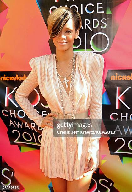 Singer Rihanna arrives at Nickelodeon's 23rd Annual Kids' Choice Awards held at UCLA's Pauley Pavilion on March 27, 2010 in Los Angeles, California.