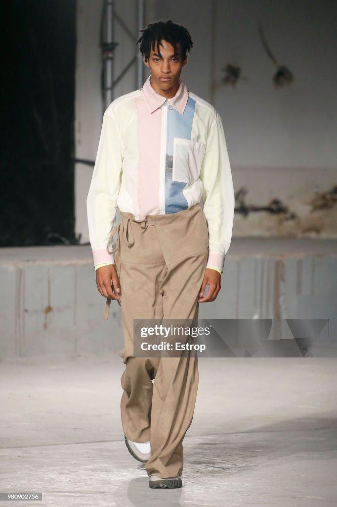 Acne Studio : Runway - Paris Fashion Week - Menswear Spring/Summer 2019