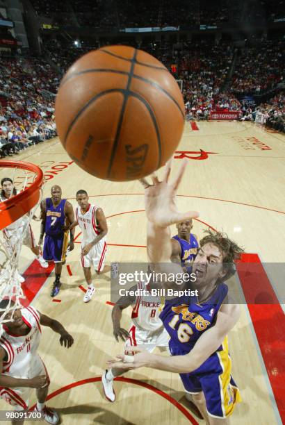Pau Gasol of the Los Angeles Lakers shoots the ball against the Houston Rockets on March 27, 2010 at the Toyota Center in Houston, Texas. NOTE TO...