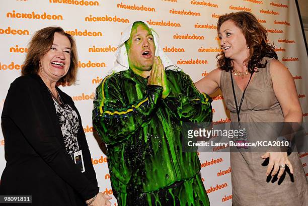 Chairman and CEO of MTV Networks Judy McGrath, host Kevin James and President of Nickelodeon/MTVN Kids and Family Group Cyma Zarghami pose backstage...
