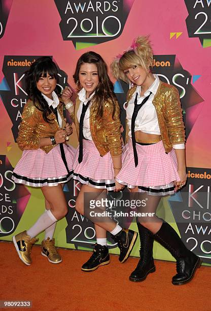 Mandy Rain, Mo Money, and Jacque Nimble of School Gyrls arrives at Nickelodeon's 23rd Annual Kids' Choice Awards held at UCLA's Pauley Pavilion on...