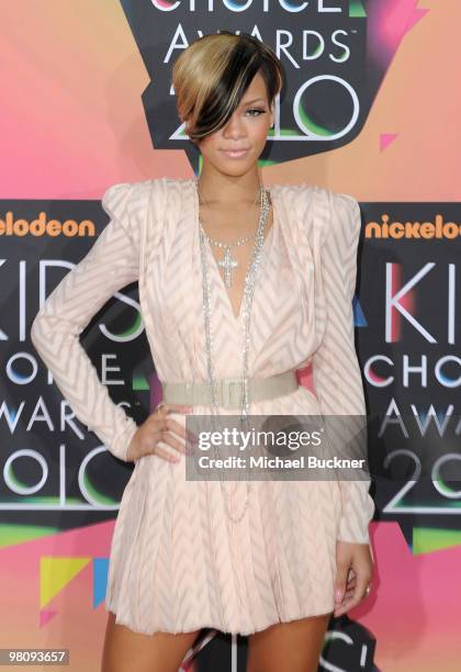 Singer Rihanna arrives at Nickelodeon's 23rd Annual Kids' Choice Awards held at UCLA's Pauley Pavilion on March 27, 2010 in Los Angeles, California.