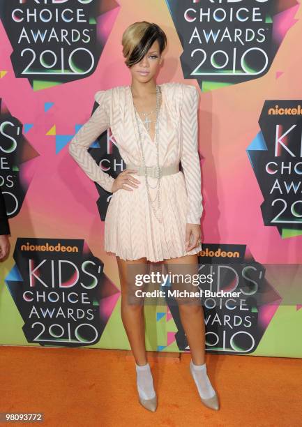 Singer Rihanna arrives at Nickelodeon's 23rd Annual Kids' Choice Awards held at UCLA's Pauley Pavilion on March 27, 2010 in Los Angeles, California.