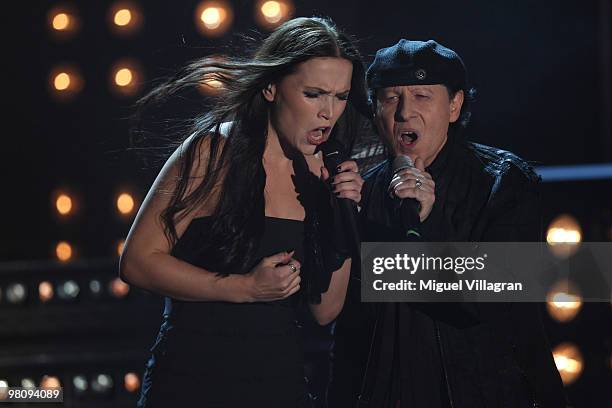 Singer Klaus Meine of the band 'Scorpions' performs with Tarja Turunen during the 188th 'Wetten dass ...?' show at Messezentrum Salzburg on March 27,...