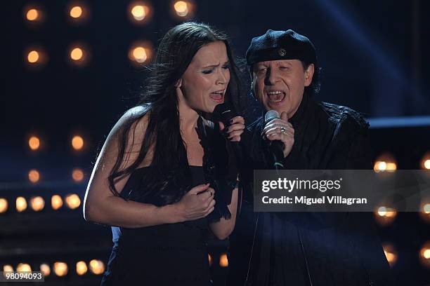 Singer Klaus Meine of the band 'Scorpions' performs with Tarja Turunen during the 188th 'Wetten dass ...?' show at Messezentrum Salzburg on March 27,...