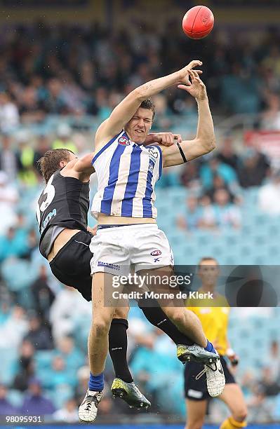 Hamish McIntosh of the Kangaroos competes for the ball during the round one AFL match between the Port Adelaide Power and the North Melbourne...