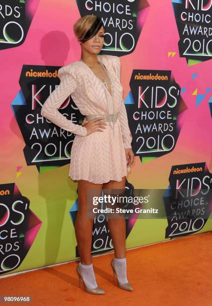 Singer Rihanna arrives at Nickelodeon's 23rd Annual Kids' Choice Awards held at UCLA's Pauley Pavilion on March 27, 2010 in Los Angeles, California.