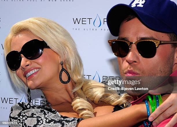 Television personality Holly Madison and singer/dancer Josh Strickland arrive to for a day at Wet Republic on March 27, 2010 in Las Vegas, Nevada.