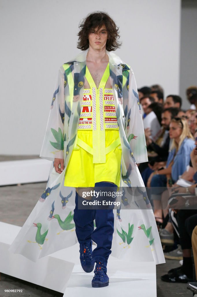 Walter Van Beirendonck : Runway - Paris Fashion Week - Menswear Spring/Summer 2019