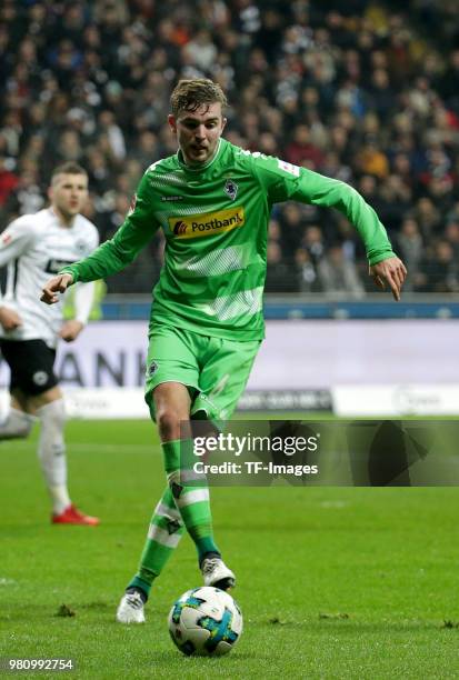 Christoph Kramer of Moenchengladbach controls the ball during the Bundesliga match between Eintracht Frankfurt and Borussia Moenchengladbach at...