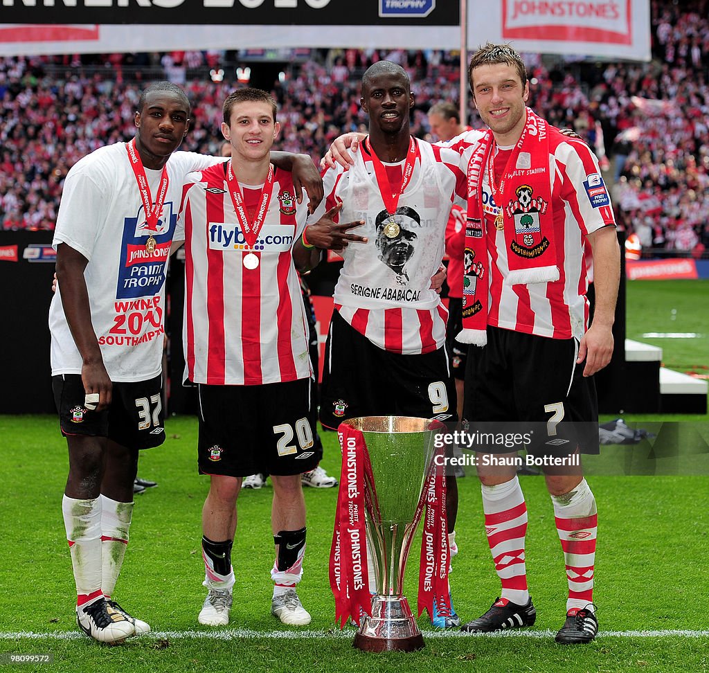 Southampton v Carlisle United - Johnstone's Paint Trophy Final