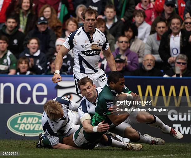 Delon Armitage of London Irish takes on the Sale Sharks during the Guinness Premiership match between London Irish and Sale Sharks at the Madejski...