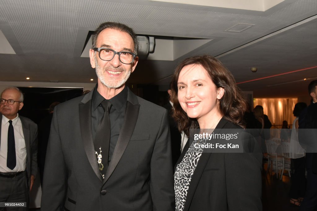 Amnesty International : Photocall At Theatre des Champs Elysees In Paris